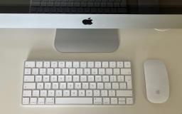 Apple 215 inch Imac  Keyboard  Mouse image 2