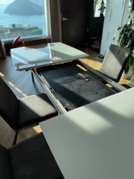 Boconcept Milano White Glass Extendable image 2