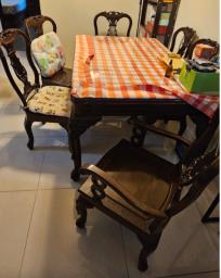 Dining table with 6 chairs image 1