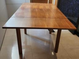 Free extending solid wood table image 5