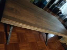 Oakwood very good condition 2 years old image 1