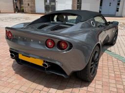 2002 Lotus Elise S2 rover K-series image 2