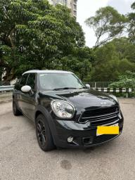 2014 Mini Cooper Countryman S image 1