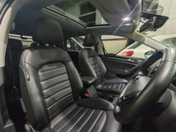 2017 Qashqai  2019 Golf image 3