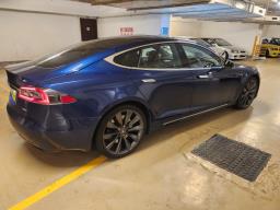 2017 Tesla Model S 75d - 218000km image 6