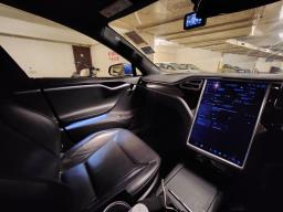 2017 Tesla Model S 75d - 220000km image 9