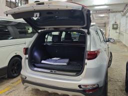 2018 Outlander  2020 Kia Sportage image 7