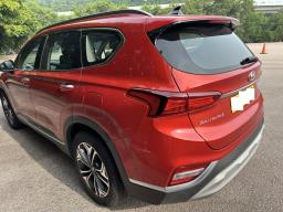 2019 Hyundai Santa Fe 7 seater image 5