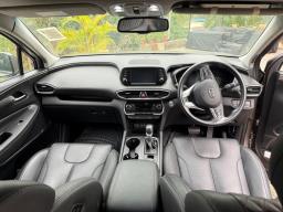 2019 Hyundai Santa Fe Premium image 5