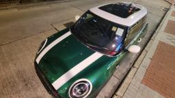 6 speed Manual Limited Edition image 1