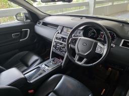 7 Seater Discovery Sport image 6