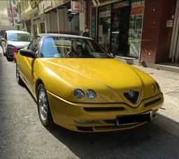 Alfa Romeo Spider 30 V6 24v 2002 image 1