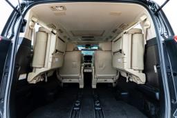 Alphard Great Condition image 9