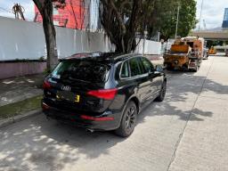 Audi Q5 in Great Condition image 7