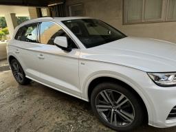 Audi Q5 image 1