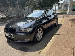 Bmw 335i Cabriolet image 2