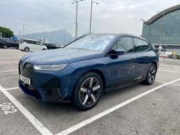 Bmw Ix Xdrive 40 image 3