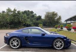 Cayman 718 - full options  low milage image 3