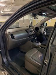 Excellent condition Kia Sportage image 5
