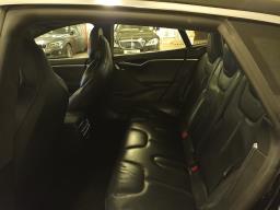 Excellent condition Tesla Model S 60 image 5