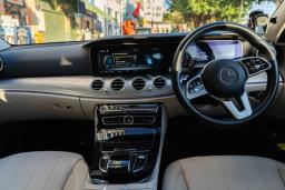 Immediate sale Mercedes E200 Avantgarde image 10