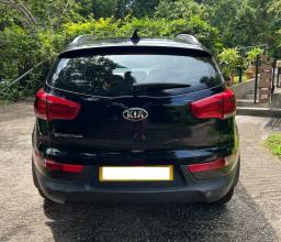 Kia Sportage Ex excellent condition image 5