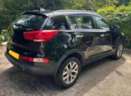 Kia Sportage Ex excellent condition image 4