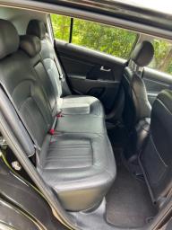 Kia Sportage Ex excellent condition image 3