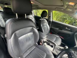 Kia Sportage Ex excellent condition image 8