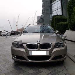 Low Mileage Bmw 323i wagon image 3