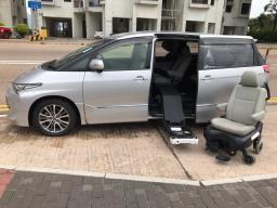 Lucky Toyota Estima Welcab image 1