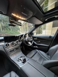 Mercedes Benz C200 Facelift w Amg Trim image 3