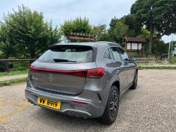 Mercedes Suv Ev Eqa25 image 2