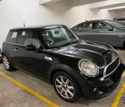 Mini Cooper S  Yours Edition image 2