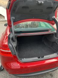 Must sell Jaguar Xe 20t image 3