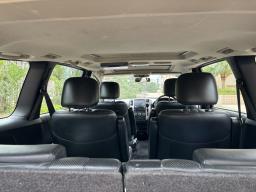 Nissan Mpv 7seats old well maintained image 1