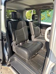 Nissan Serena image 3