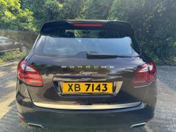 Porsche Cayenne 2013 very good condition image 5