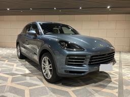 Porsche Cayenne S image 2