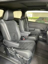 Pristine Low Mileage Toyota Previa  2016 image 7