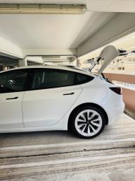Tesla Model 3 like new 5000km mileage image 4