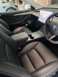 Tesla Model 3 like new 5000km mileage image 3