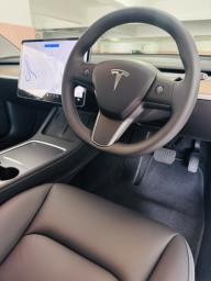 Tesla Model 3 like new 5000km mileage image 5
