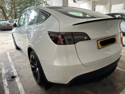 Tesla model Y long range Awd image 1