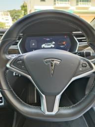 Tesla P85 Free lifetime supercharging image 6