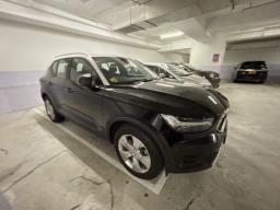 Volvo Xc40 T4 Momentum image 10