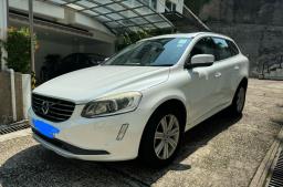 Volvo Xc60 T5 2016 pristine condition image 3