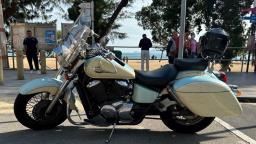 1997 Honda Shadow 400 cc image 1