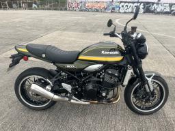 Kawasaki Z900rs superb condition image 1