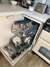 Siemens Slimline Dishwasher image 2